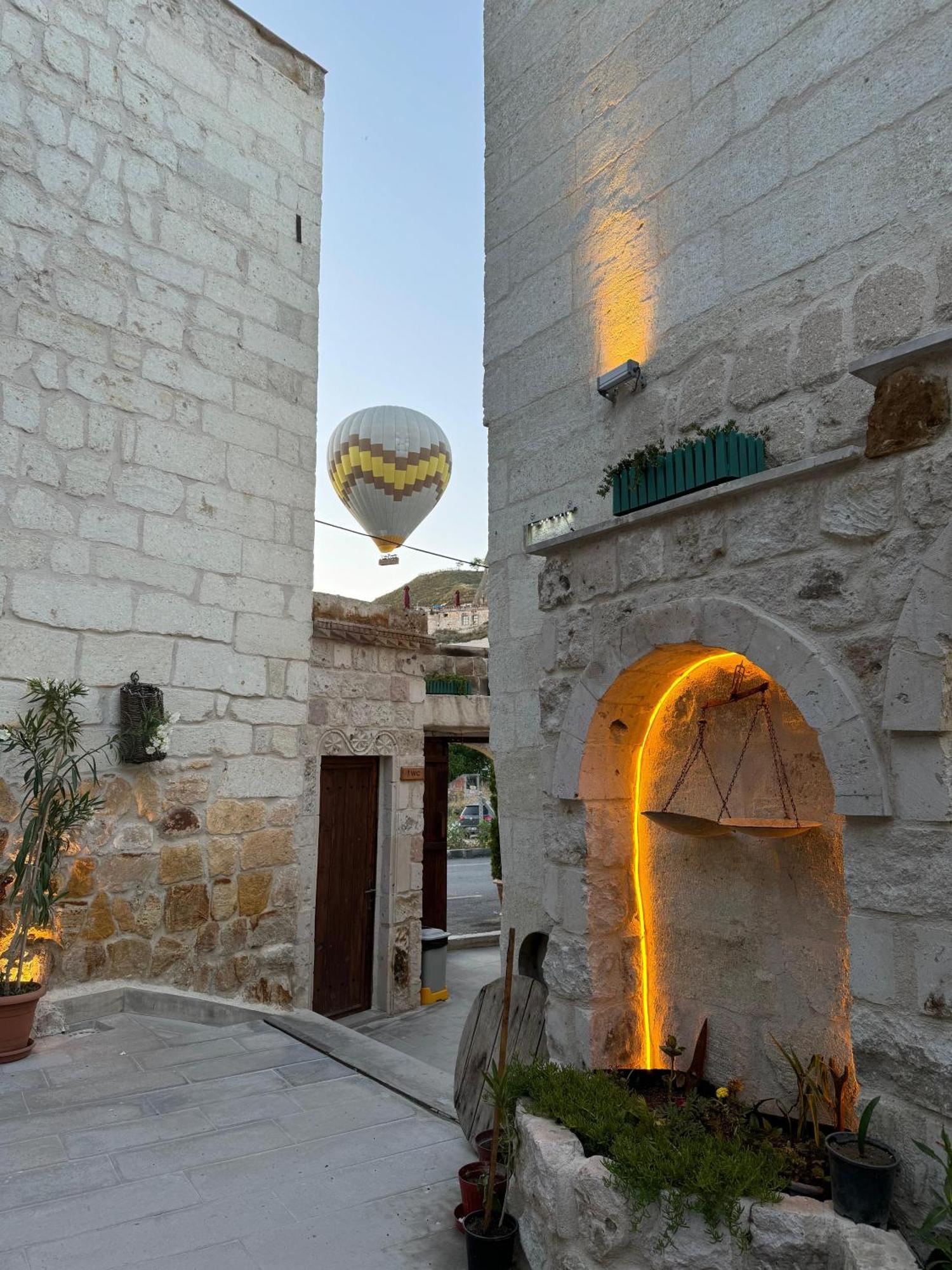 Goereme Escape Cave Suites Экстерьер фото